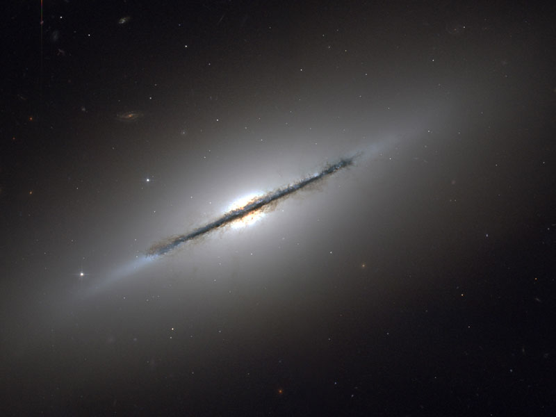 NGC 5866